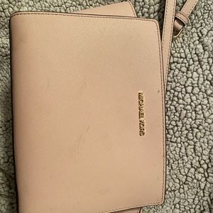 michael kors crossbody bag